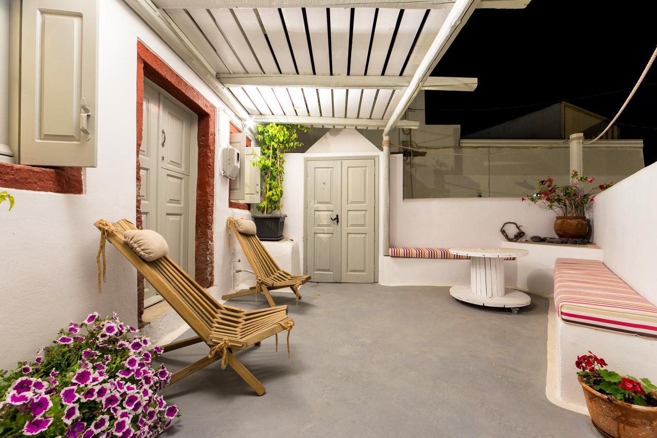Kampanario Luxury Villa Megalochori  Exteriör bild
